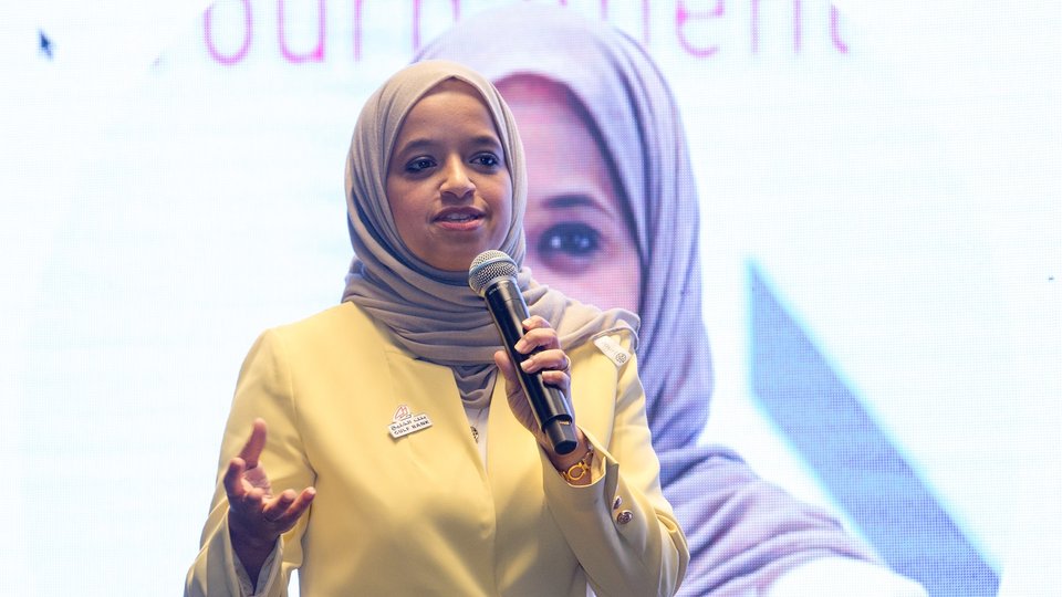 Gulf Bank Celebrates 70 New Data Ambassadors | News | Media | About Us ...